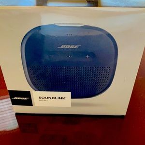 COPY - BOSE Soundlink portable speaker New In Box